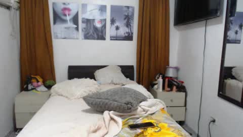 Snapshot of filipina_sweety chatting on February 20, 12:36 pm stephanie online show from February 20, 12:36 pm