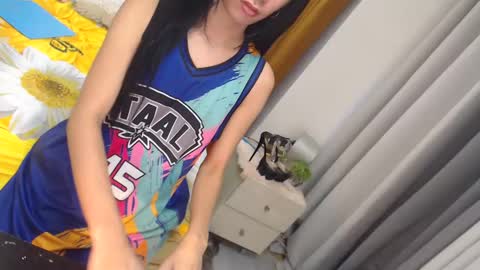 Snapshot of filipina_sweety chatting on March 8, 7:05 am stephanie online show from March 8, 7:05 am