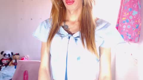 Snapshot of flacats23cm chatting on February 12, 8:50 pm flats23cm online show from February 12, 8:50 pm