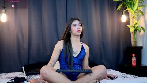 flor_gil online show from November 11, 5:53 am