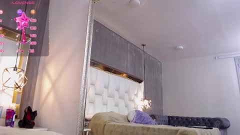 Snapshot of foxxy_dolce chatting on September 24, 3:40 pm Foxxy online show from September 24, 3:40 pm