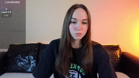 Snapshot of foxxy_girl_ chatting on October 4, 11:22 am Katy online show from October 4, 11:22 am