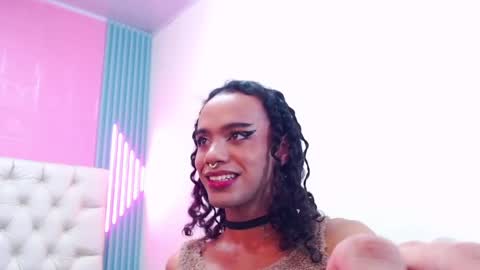Snapshot of foxy_ella chatting on January 24, 3:24 pm Ella online show from January 24, 3:24 pm