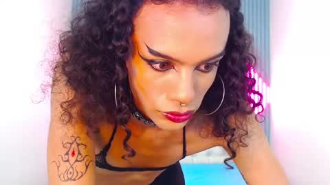 Snapshot of foxy_ella chatting on February 24, 3:53 pm Ella online show from February 24, 3:53 pm