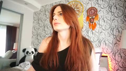 Snapshot of foxyirene chatting on February 7, 11:34 am FoxyIrene online show from February 7, 11:34 am