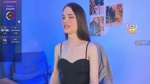 Snapshot of frankie_reese chatting on January 9, 2:29 pm Frankie online show from January 9, 2:29 pm