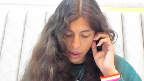 Snapshot of freyamoller chatting on December 26, 7:16 pm FREYA online show from December 26, 7:16 pm