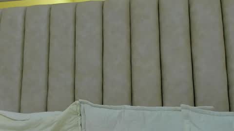 Snapshot of freyamoller chatting on October 2, 8:52 pm FREYA online show from October 2, 8:52 pm