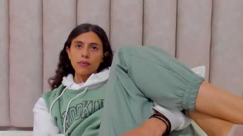 FREYA online show from October 17, 8:23 pm