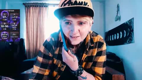          HEHIM  online show from November 22, 4:31 pm