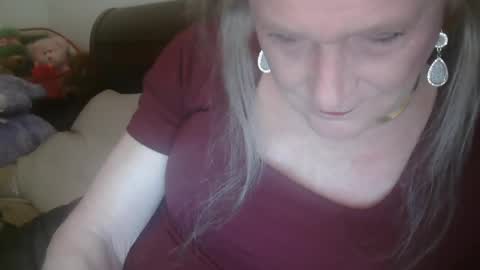 Snapshot of funtimetgirl chatting on January 2, 9:54 am Jessie Love online show from January 2, 9:54 am