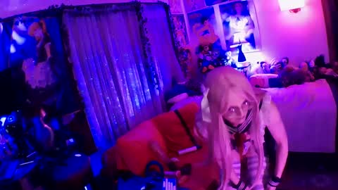 Valarie Iris Paige online show from January 13, 7:00 am