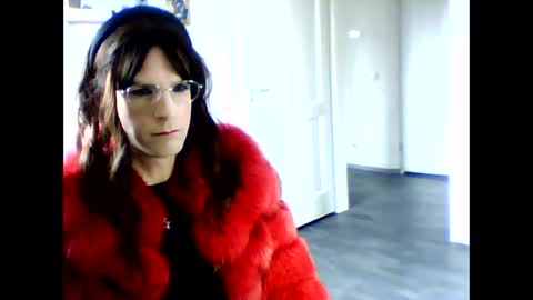 furcoatslave online show from March 24, 9:47 am
