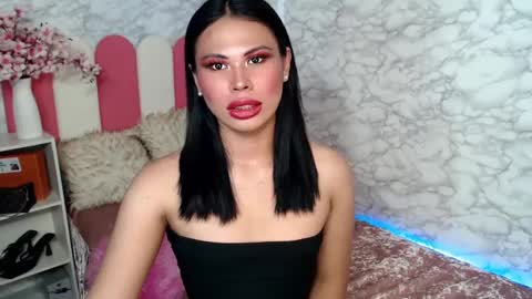Snapshot of fuschiafucker chatting on February 20, 5:12 am fuschiafucker online show from February 20, 5:12 am