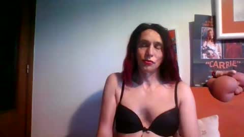 Snapshot of gabitg chatting on February 15, 5:17 pm Gabi online show from February 15, 5:17 pm
