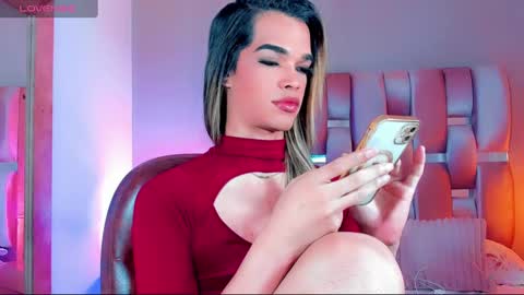 Gabriela online show from December 12, 9:48 pm