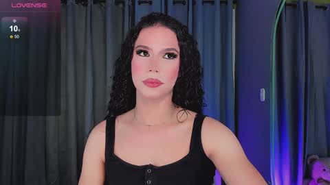 Snapshot of gatitavenecis1 chatting on December 24, 11:55 pm Vnecis Marn online show from December 24, 11:55 pm