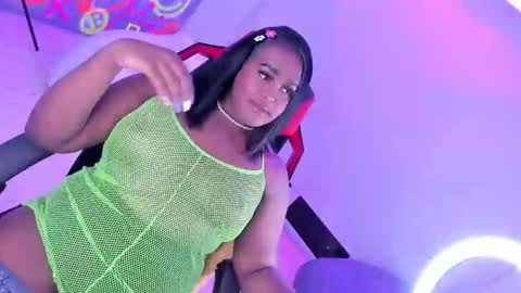 Snapshot of geanna_rose chatting on January 7, 5:13 am geanna_rose online show from January 7, 5:13 am