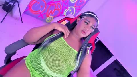 Snapshot of geanna_rose chatting on January 18, 6:20 am geanna_rose online show from January 18, 6:20 am