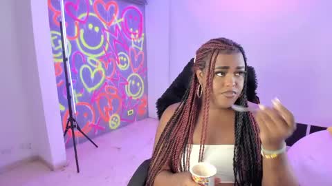 Snapshot of geanna_rose chatting on February 7, 4:48 am geanna_rose online show from February 7, 4:48 am