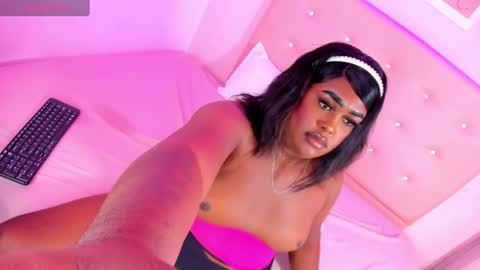 Snapshot of geanna_rose chatting on September 25, 8:05 pm geanna_rose online show from September 25, 8:05 pm