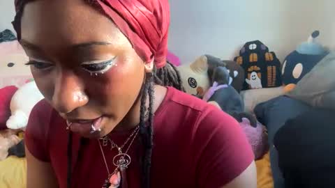 ghastgirlt_t online show from November 25, 9:39 pm