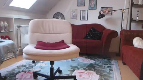 Gina online show from September 28, 12:26 pm