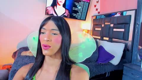 gio_gray online show from October 20, 10:51 am