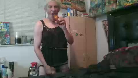 giovanna132008 online show from October 15, 11:16 pm