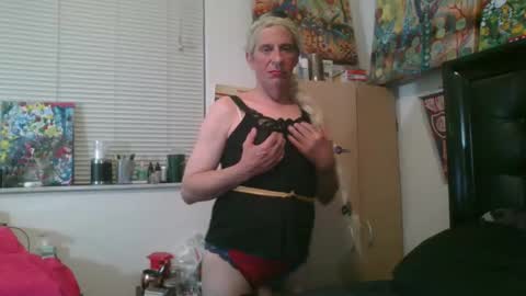 giovanna132008 online show from October 17, 9:57 am