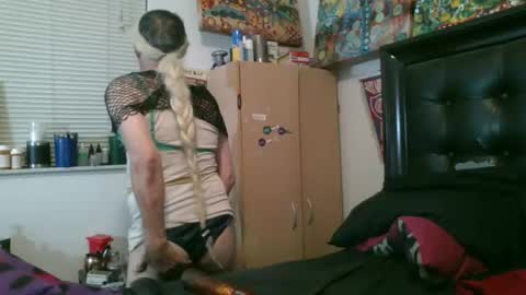 giovanna132008 online show from November 4, 12:10 am