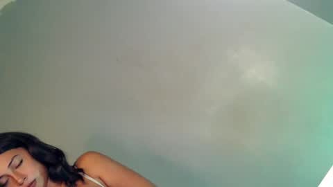 Snapshot of girl_in_black chatting on December 7, 9:39 pm Nikka Gadavida online show from December 7, 9:39 pm