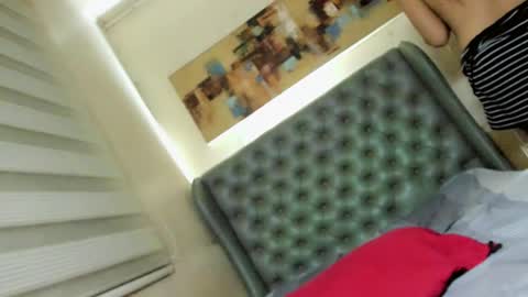 urGIRL online show from October 4, 12:17 pm