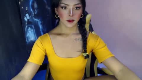 Snapshot of girlcock_dominantfucker chatting on February 3, 5:24 pm queen ronna online show from February 3, 5:24 pm