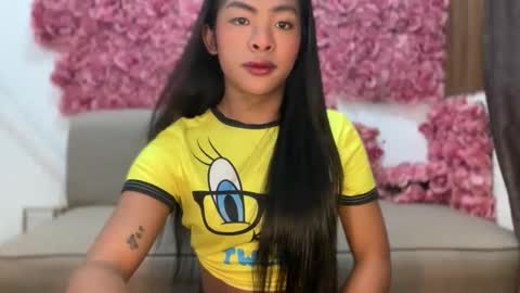 Snapshot of girlcock_dominantfucker chatting on October 2, 10:09 pm queen ronna online show from October 2, 10:09 pm