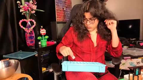 glaceon9 online show from March 7, 7:55 am
