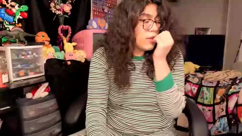 glaceon9 online show from October 13, 1:41 am