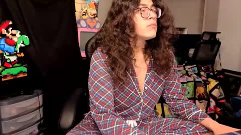 glaceon9 online show from November 18, 2:00 am