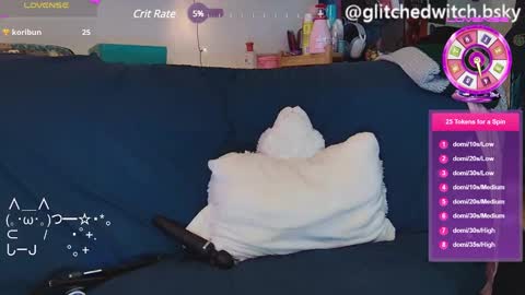 Snapshot of glitchwitch chatting on March 8, 3:39 am Glitch online show from March 8, 3:39 am