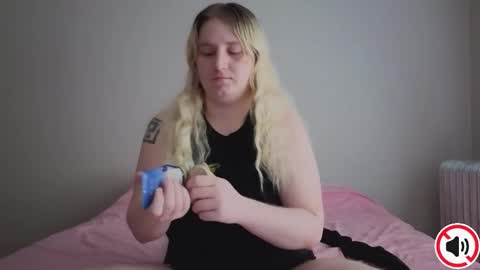 Glitch online show from October 19, 3:37 pm