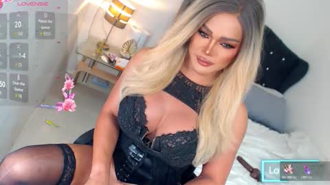 Miss Anna online show from December 14, 9:21 pm