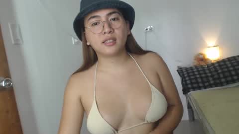 bella online show from January 25, 1:21 am