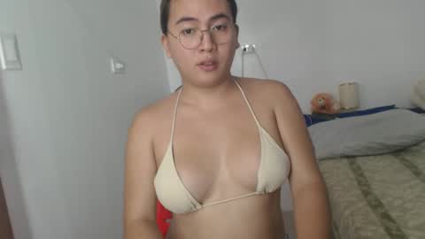 bella online show from February 5, 1:15 am