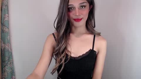 Snapshot of goldenlily69 chatting on February 27, 11:48 pm Lily is Gold online show from February 27, 11:48 pm