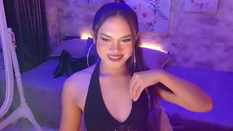 Snapshot of gorgeous_anora chatting on February 25, 2:14 am Anora online show from February 25, 2:14 am
