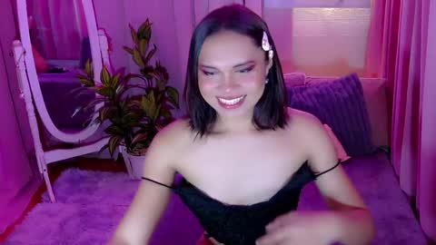 Snapshot of gorgeous_anora chatting on March 8, 7:16 am Anora online show from March 8, 7:16 am