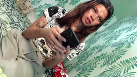 Snapshot of gorgeous_mafia16 chatting on December 15, 7:13 am Janna Marie online show from December 15, 7:13 am