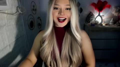 Snapshot of gorgeousamandarose chatting on January 10, 2:04 am Amanda rose online show from January 10, 2:04 am