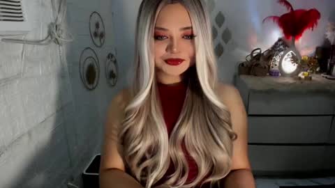 Snapshot of gorgeousamandarose chatting on February 6, 4:21 am Amanda rose online show from February 6, 4:21 am