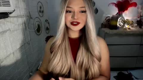 Snapshot of gorgeousamandarose chatting on March 2, 5:01 am Amanda rose online show from March 2, 5:01 am